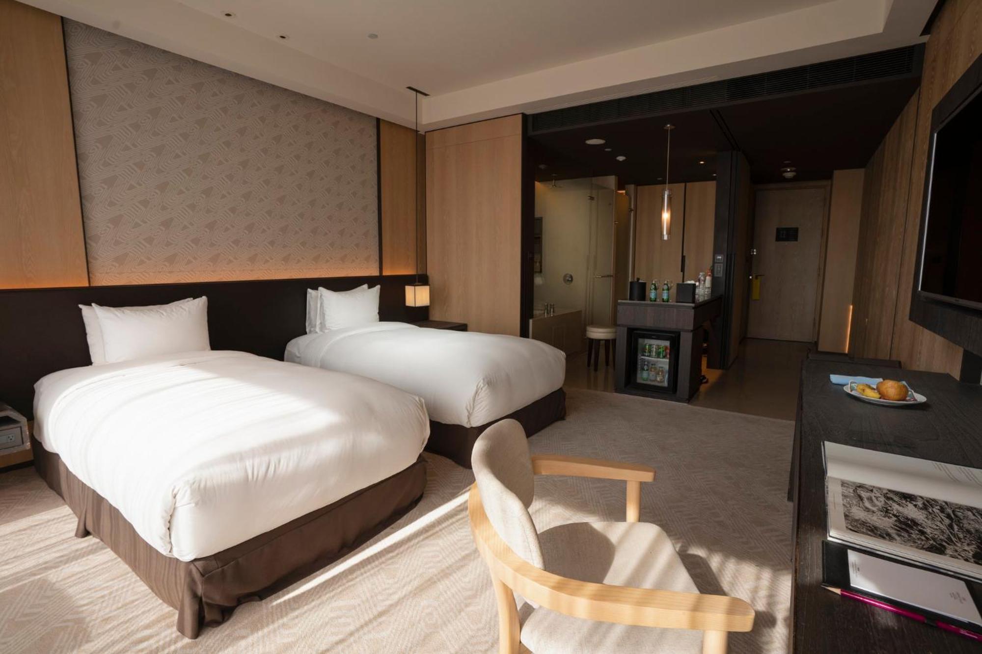 Готель Crowne Plaza Tainan By Ihg Екстер'єр фото Deluxe Room
